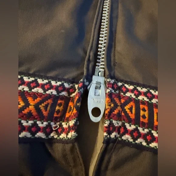 Vintage Canadian Down Parka with Fur-Trim Hood 🇨🇦 size Large - Picture 5 of 16